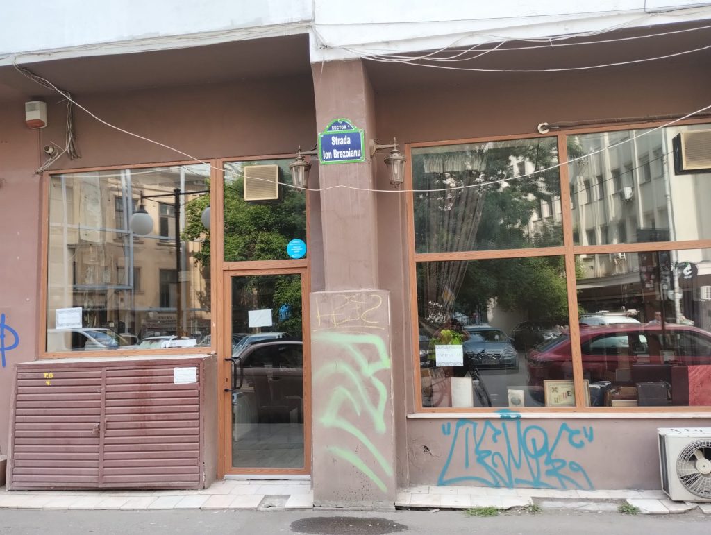 Str. Ion Brezoianu 29 A Anticariat carti vechi buchinisti Bucuresti anticar Galeriile Cismigiu 1 1